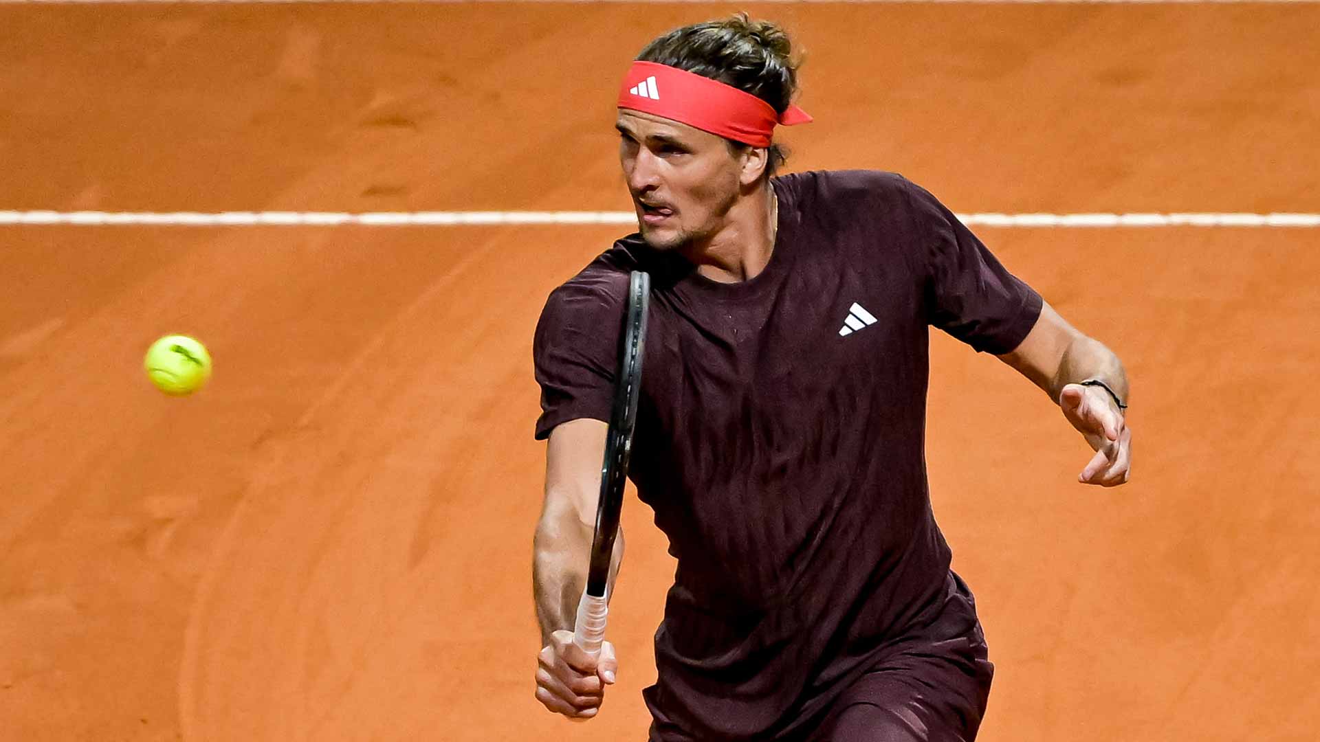 Tokyo Take-Off! Shapovalov Serves Past Johnson
