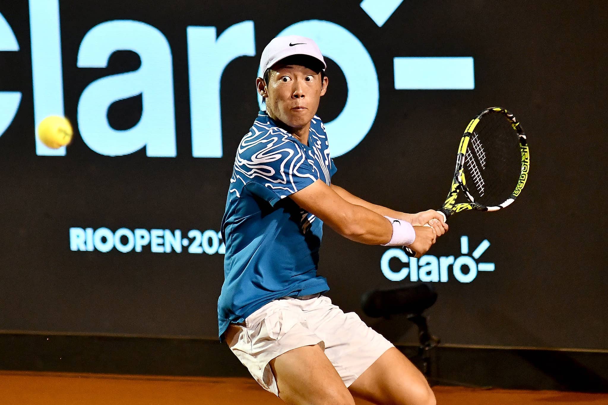 Tokyo Take-Off! Shapovalov Serves Past Johnson