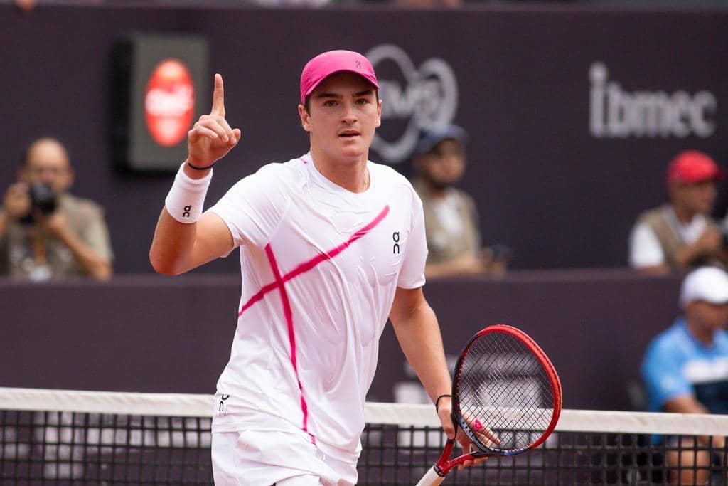 Tokyo Take-Off! Shapovalov Serves Past Johnson