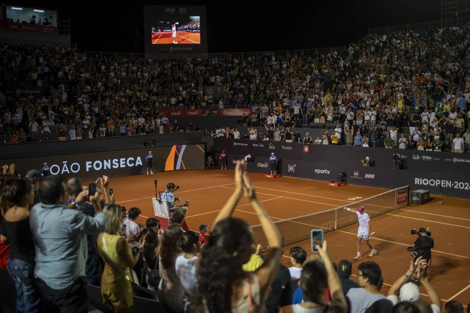 Tokyo Take-Off! Shapovalov Serves Past Johnson