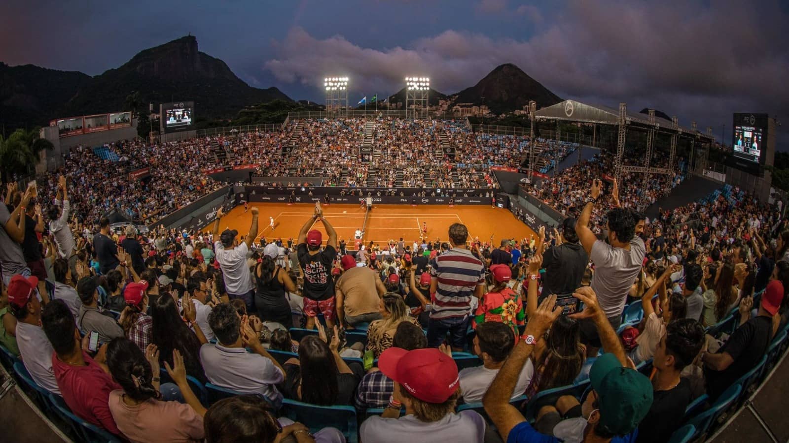 Tokyo Take-Off! Shapovalov Serves Past Johnson