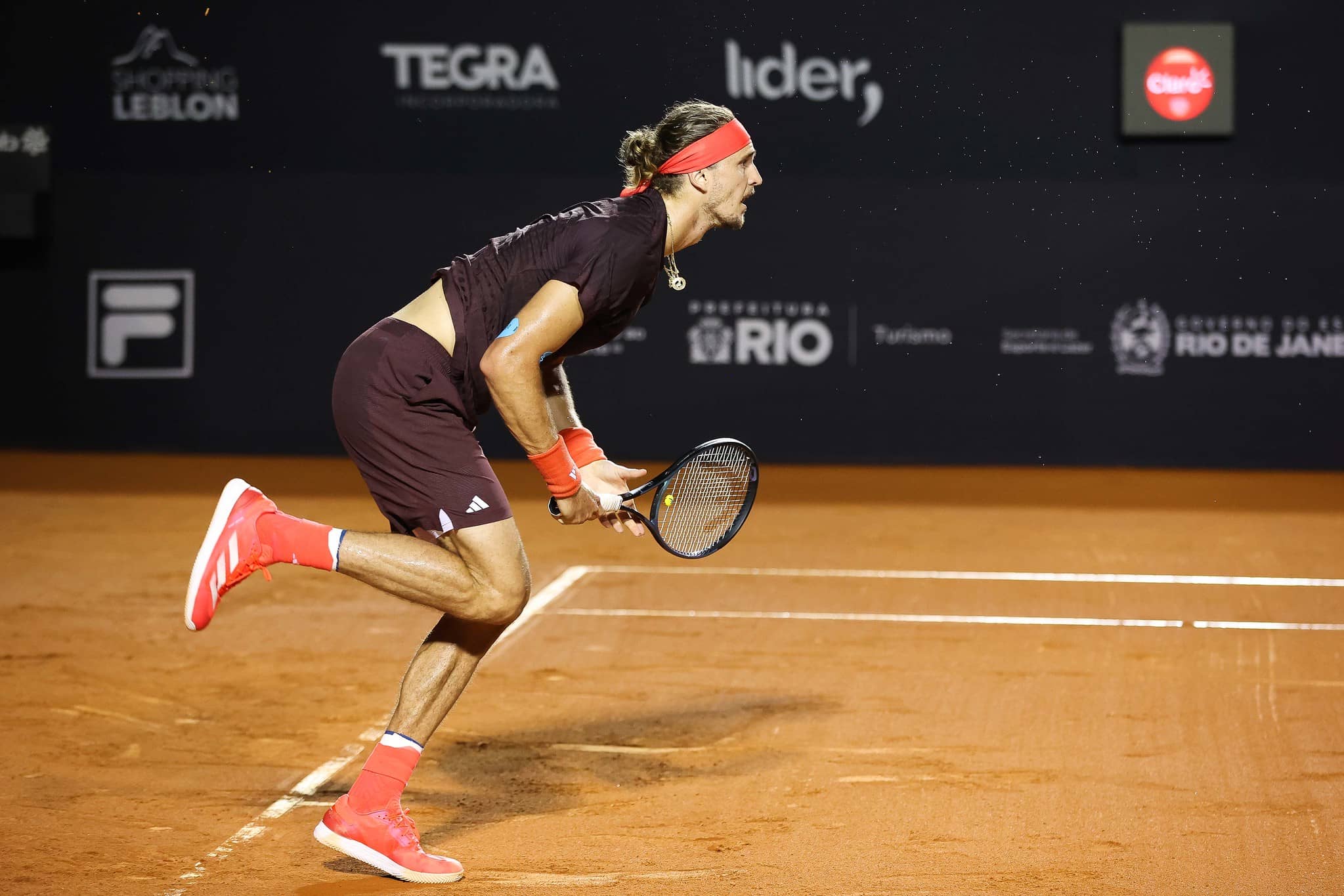 Tokyo Take-Off! Shapovalov Serves Past Johnson