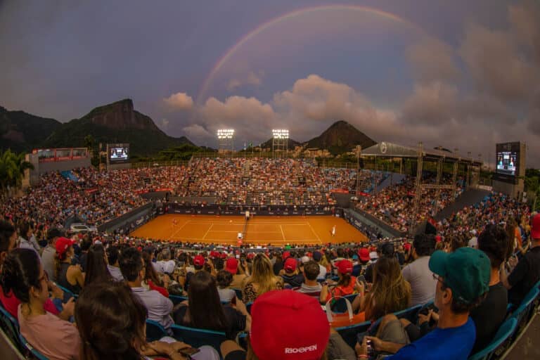 Tokyo Take-Off! Shapovalov Serves Past Johnson